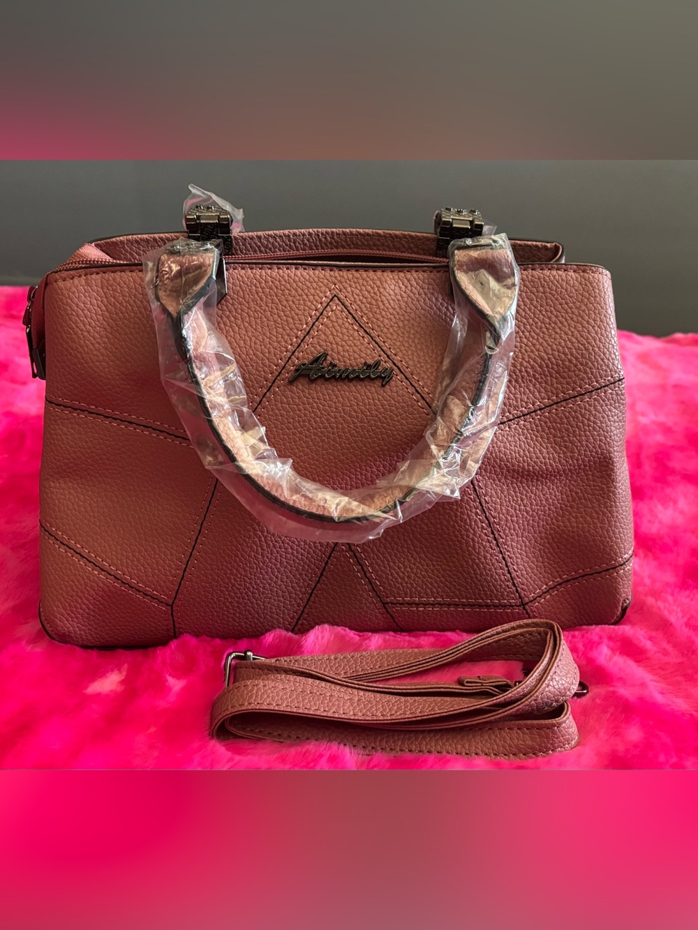 NWOT 3 Compartment Handbag